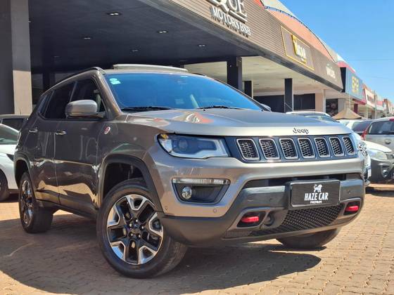 JEEP COMPASS 2.0 16V DIESEL TRAILHAWK 4X4 AUTOMÁTICO JEEP COMPASS 2.0 16V DIESEL TRAILHAWK 4X4 AUTOMÁTICO